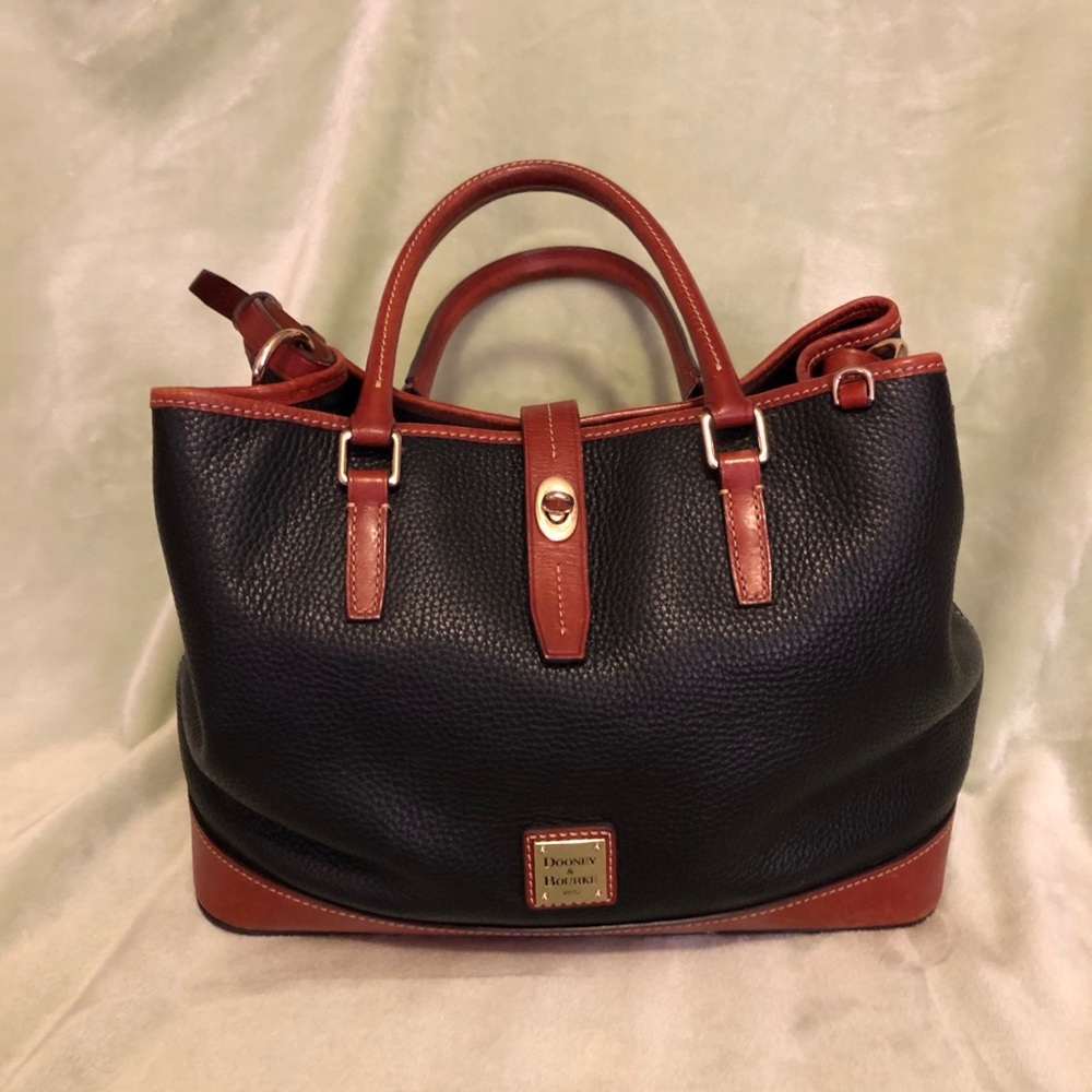 Dooney & Bourke purse